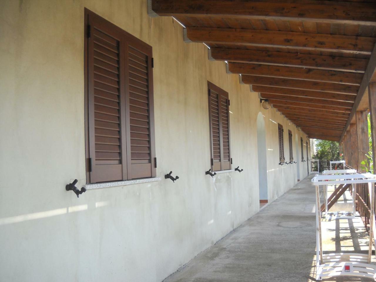Agriturismo Su Tiresi 卡拉古诺内 外观 照片